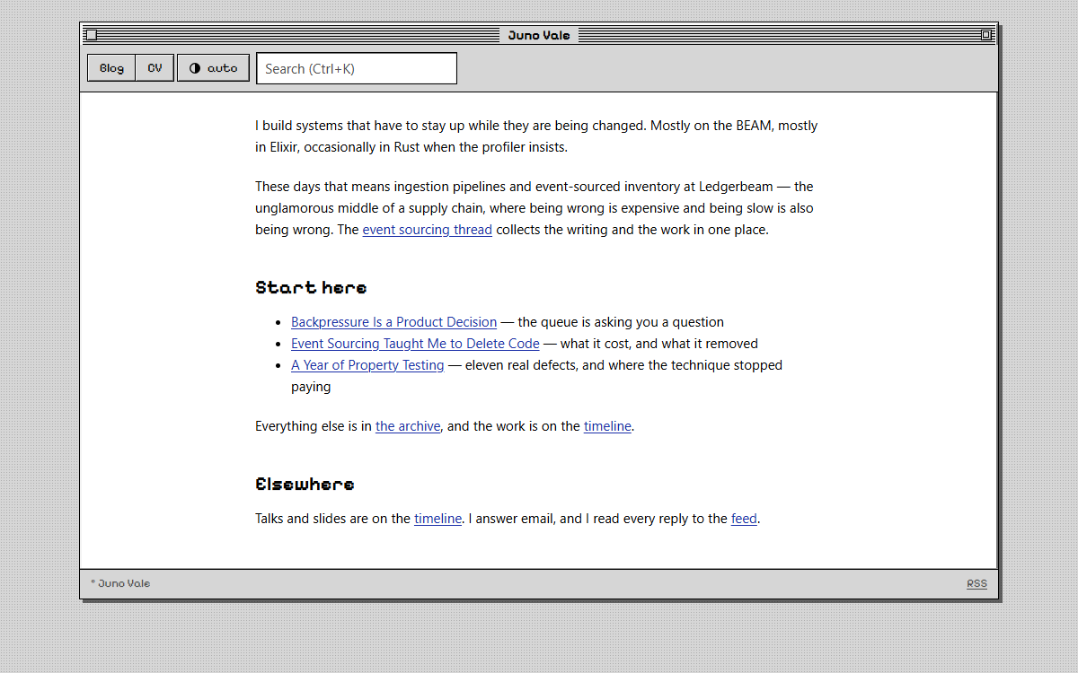 The desktop theme home page